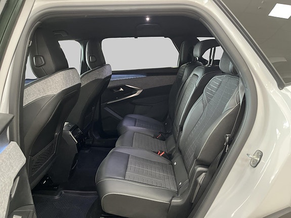 Peugeot 5008 14 of 15