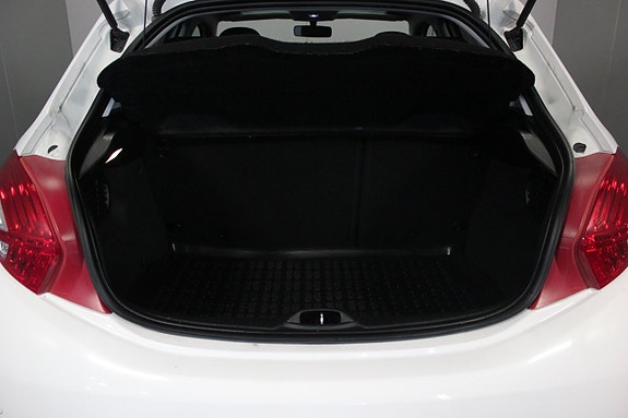 Peugeot 208 7 of 23
