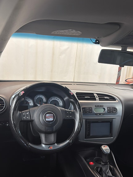 Seat Leon 7 of 8