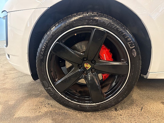 Porsche Macan GTS 25 of 28