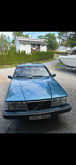 Volvo 940 3 of 8