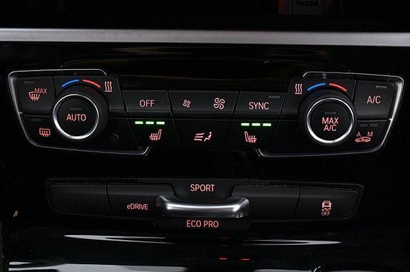 BMW 225xe 23 of 27