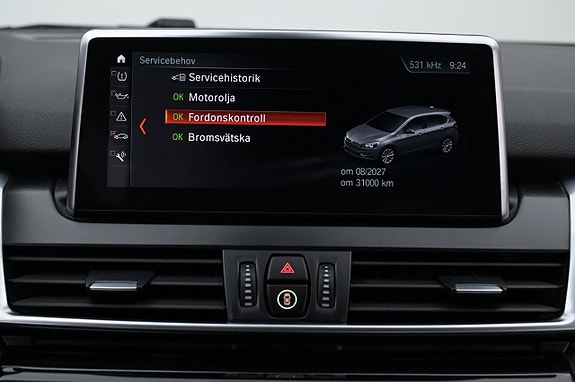 BMW 225xe 18 of 27
