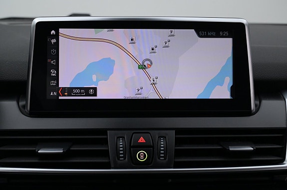 BMW 225xe 16 of 27