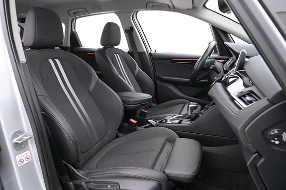 BMW 225xe 13 of 27