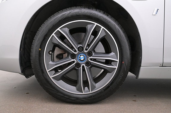 BMW 225xe 27 of 27