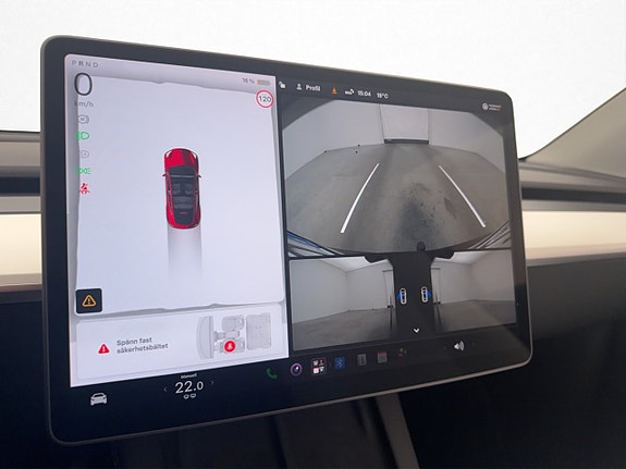 Tesla Model Y 26 of 30