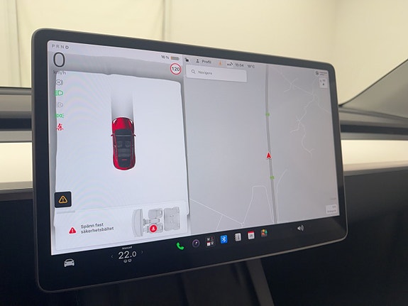 Tesla Model Y 25 of 30
