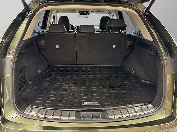 Lexus NX450h+ 11 of 17