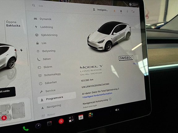 Tesla Model Y 20 of 23