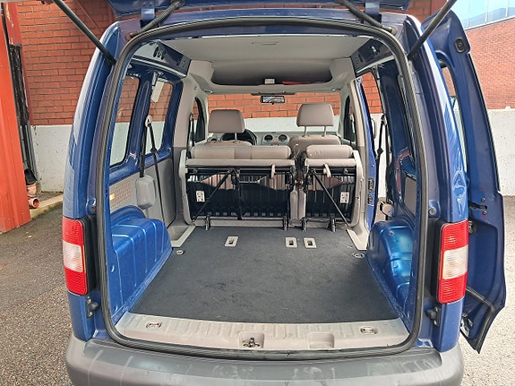 Volkswagen Caddy 19 of 21