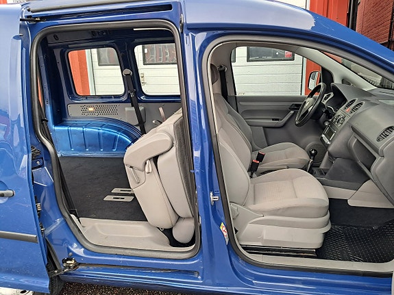 Volkswagen Caddy 17 of 21