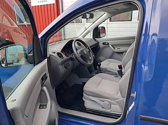 Volkswagen Caddy 13 of 21