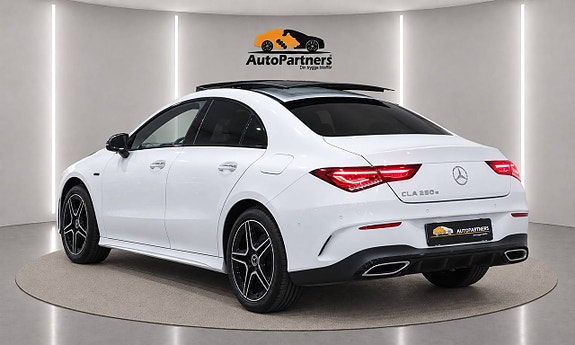 Mercedes-Benz CLA250 e 4 of 26