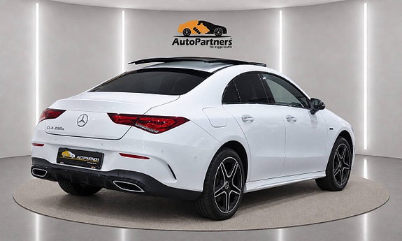 Mercedes-Benz CLA250 e 5 of 26