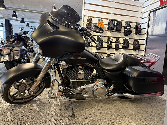 Harley-Davidson FLHX Street Glide OKTOBERFEST | 2,95 % RÄNTA 9 of 14