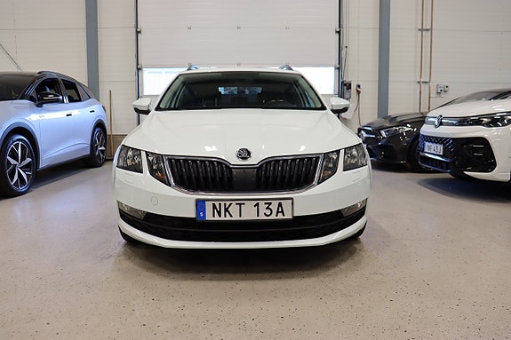 Skoda Octavia 2 of 29