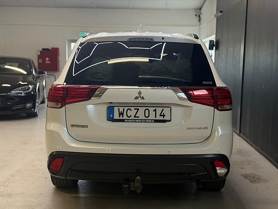 Mitsubishi Outlander 25 of 26