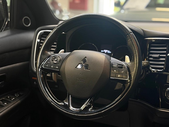 Mitsubishi Outlander 9 of 26
