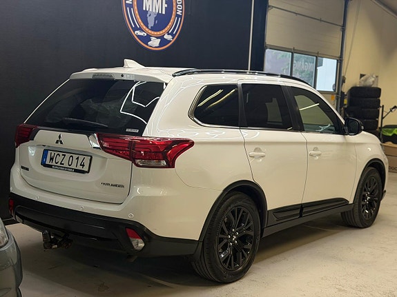 Mitsubishi Outlander 23 of 26