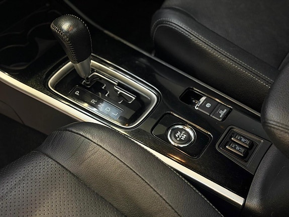 Mitsubishi Outlander 13 of 26