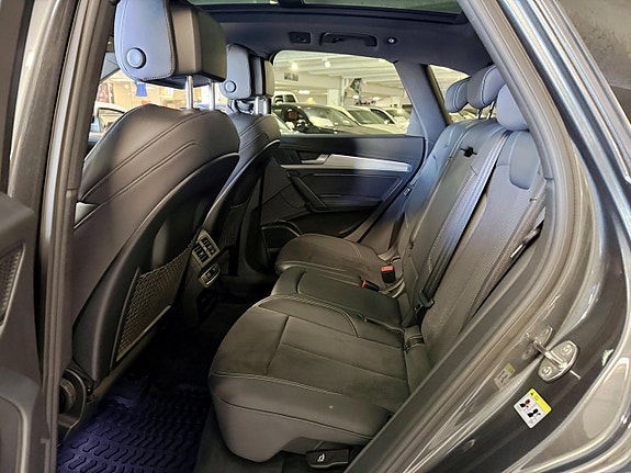 Audi Q5 11 of 24