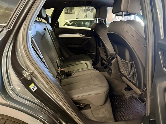Audi Q5 12 of 24