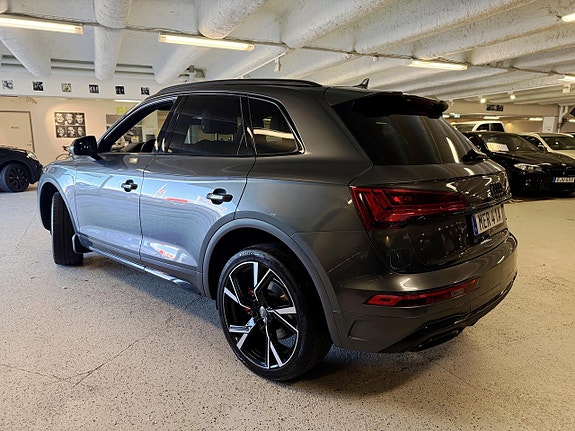 Audi Q5 4 of 24