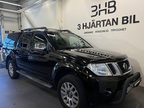 Nissan Navara Double Cab 3.0 dCi V6 231 ch BVA 4x4 / Hardtop Alpha / Bose / Toit ouvrant / Caméra de recul