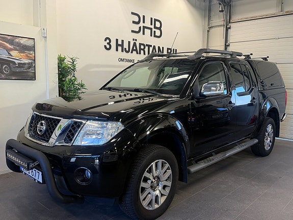 Nissan Navara Double Cab 3.0 dCi V6 231 ch BVA 4x4 / Hardtop Alpha / Bose / Toit ouvrant / Caméra de recul