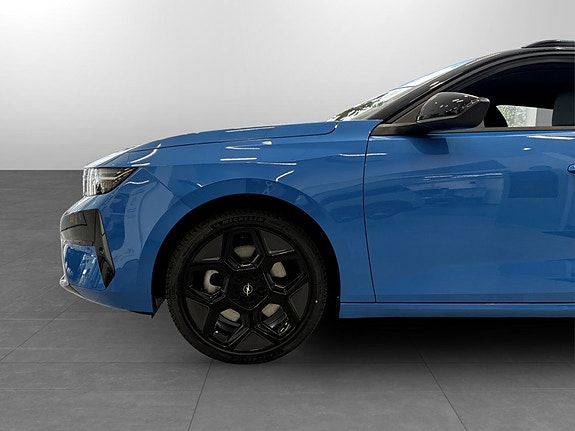Opel Astra 14 of 14
