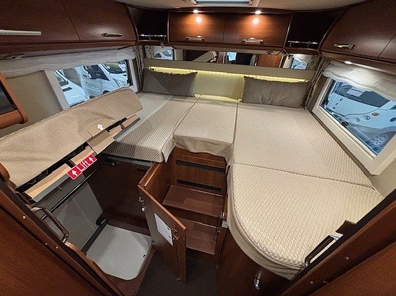 Carthago CHIC C-LINE I 4.9LE L Superior 14 of 18