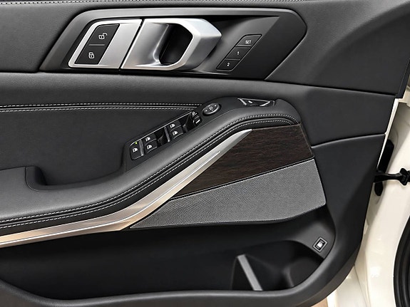 BMW X5 8 of 13