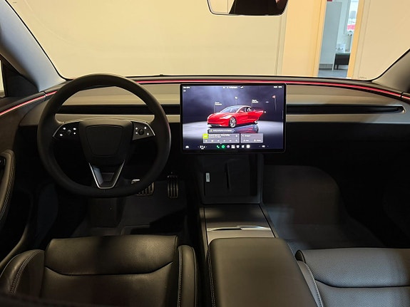 Tesla Model 3 9 of 27