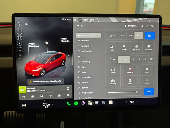 Tesla Model 3 19 of 27