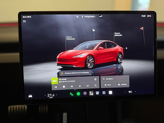 Tesla Model 3 17 of 27