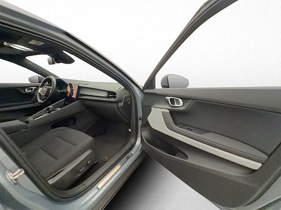 Polestar 2 27 of 30