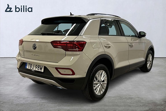 Volkswagen T-Roc 14 of 16