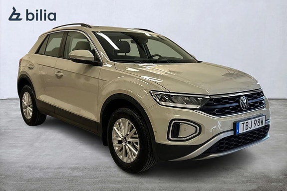 Volkswagen T-Roc 15 of 16