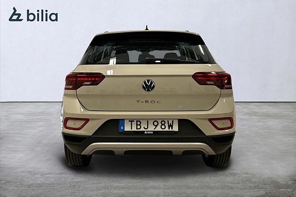 Volkswagen T-Roc 3 of 16