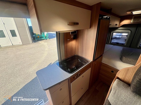 Weinsberg Carabus 601 MQ Solpanel / Dieselvärmare 7 of 11