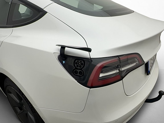 Tesla Model 3 28 of 30