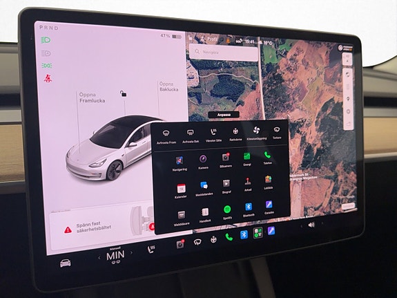 Tesla Model 3 18 of 30