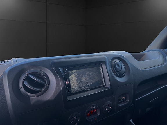Renault Master 16 of 18