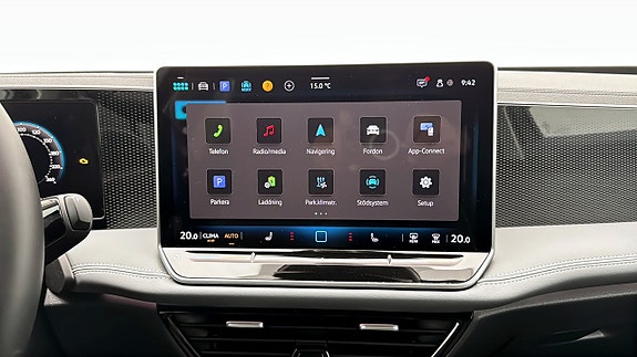 Volkswagen Passat 9 of 19