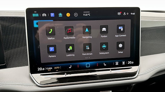 Volkswagen Passat 15 of 19