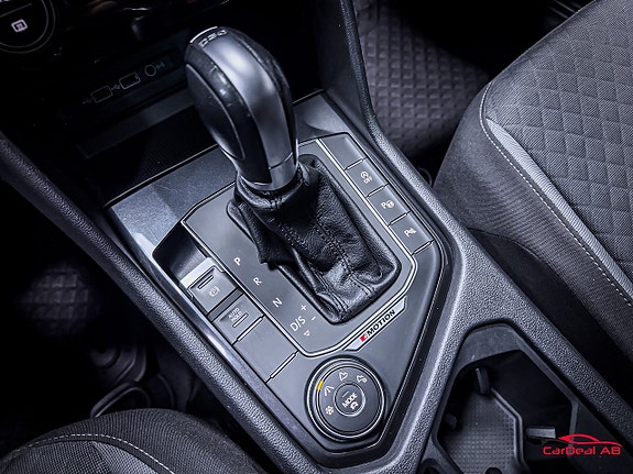 Volkswagen Tiguan 28 of 30
