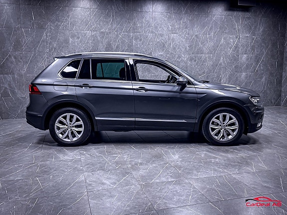 Volkswagen Tiguan 8 of 30