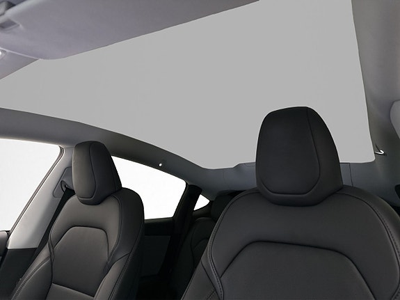 Tesla Model Y 13 of 30