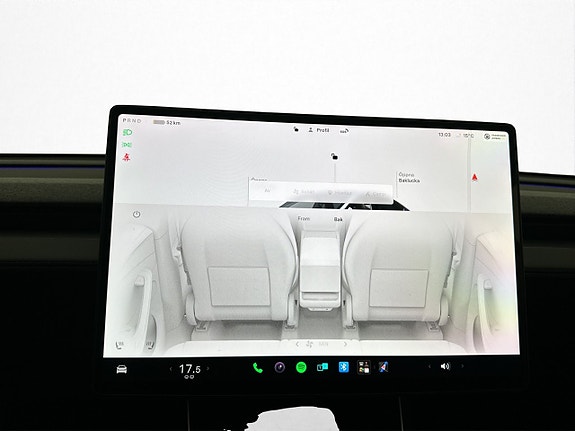 Tesla Model Y 25 of 30